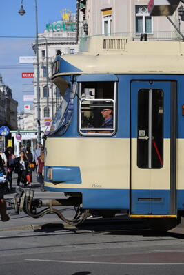 LH5 7026